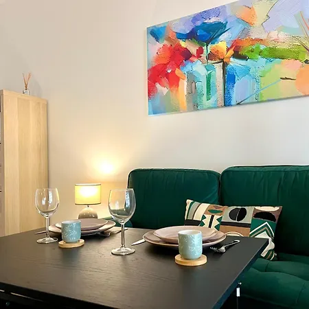 公寓 T2 Proche Plages, Climatisation Et Balcon *
